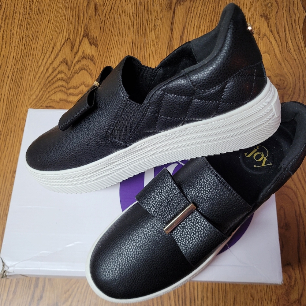 BRAND NEW Joy, Black Onyx Leather NWY, Fashion Slip-on Sneaker 9W